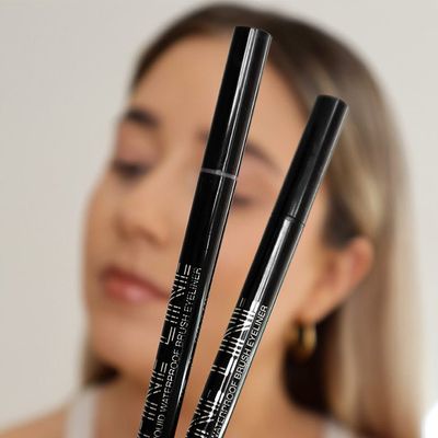 Fine Line Liquid Waterproof Eyeliner Black